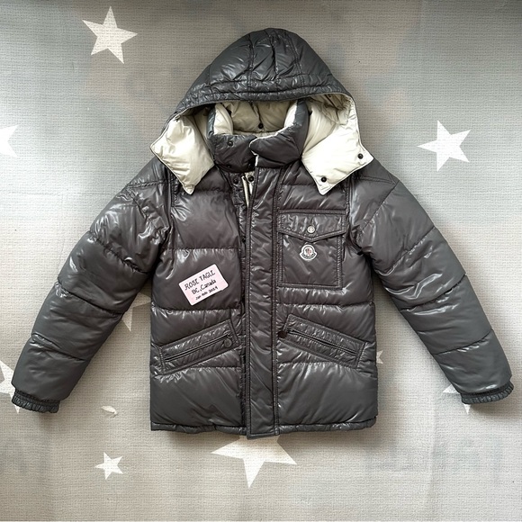 S⭕️LD. Moncler Reversible Down Jacket - Picture 3 of 16